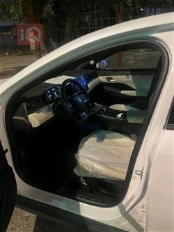 بي واي دي Qin Plus